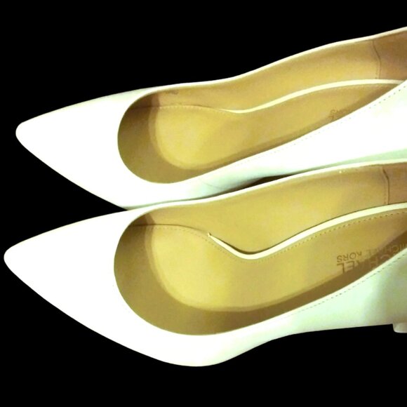 Michael Kors Leather Pumps, Size 7M, Block Heel, Pointed Toe, Abbi Flex Comfort - Picture 12 of 16